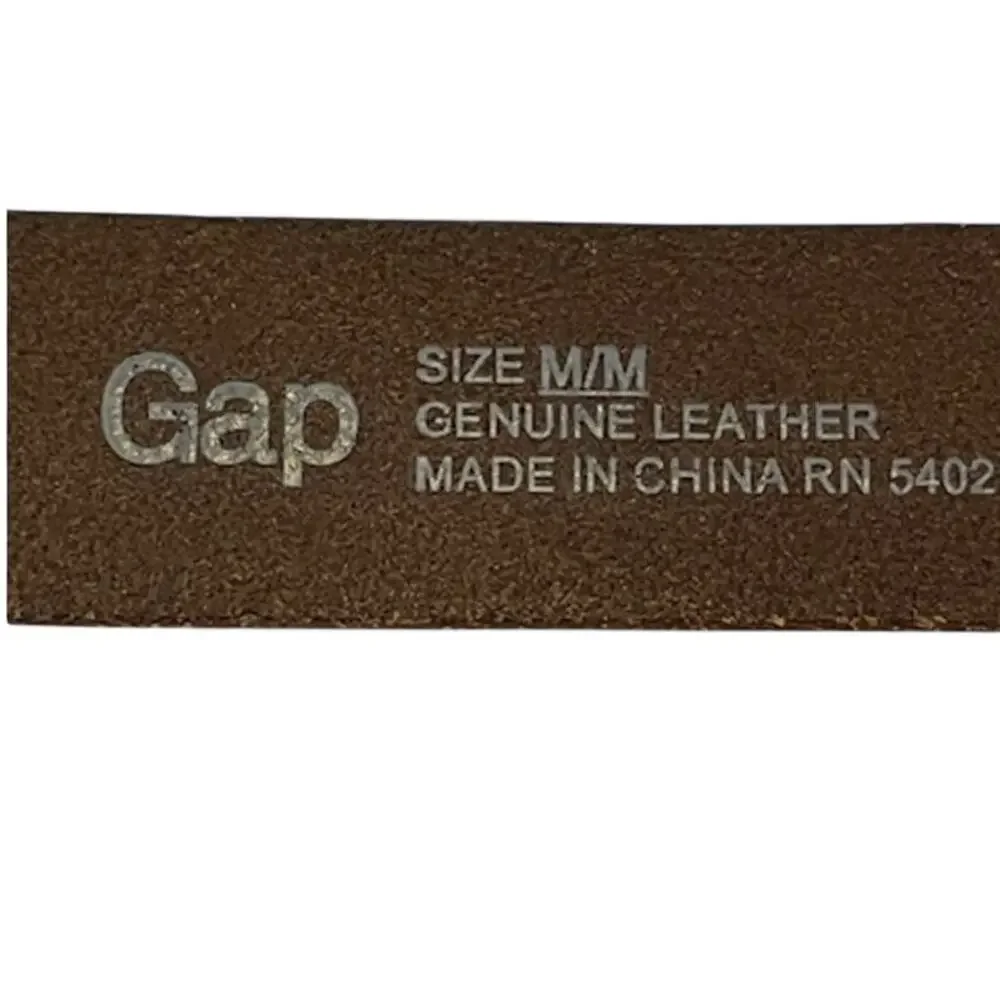 GAP men's genuine leather belt in brown.